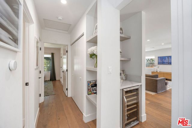 3925 Alla Road, Los Angeles, CA 90066