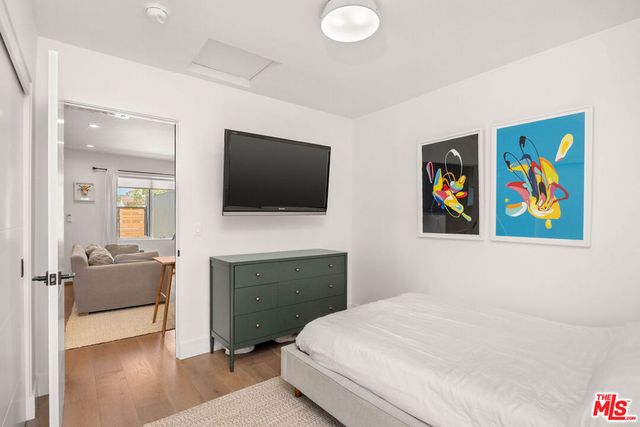 3925 Alla Road, Los Angeles, CA 90066