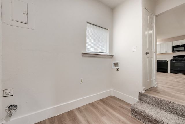 7916 Chaparral Drive, White Settlement, TX 76108