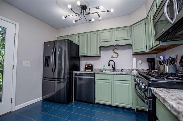 122 Mill Stream, Carrollton, GA 30117