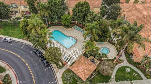 114 Costero Aisle, Irvine, CA 92614