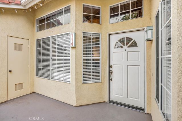 114 Costero Aisle, Irvine, CA 92614