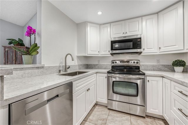 114 Costero Aisle, Irvine, CA 92614