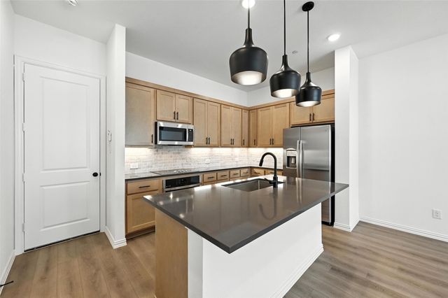 630 Redwood Way, Mansfield, TX 76063