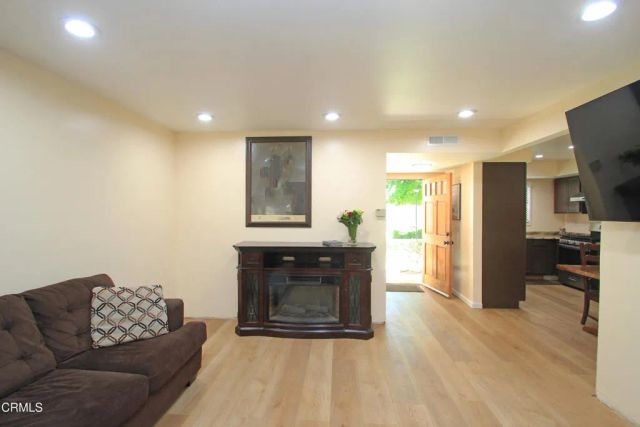 8622 Tahoe Drive, Ventura, CA 93004