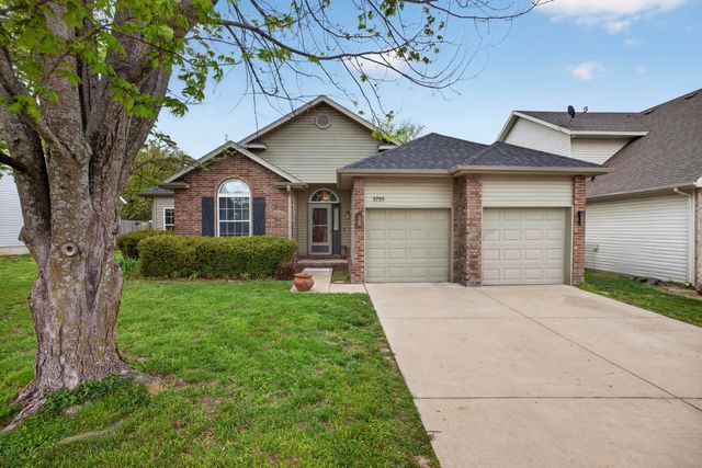 3755 W Kay Pointe Boulevard, Springfield, MO 65802