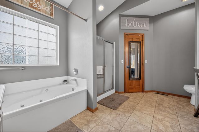 3755 W Kay Pointe Boulevard, Springfield, MO 65802