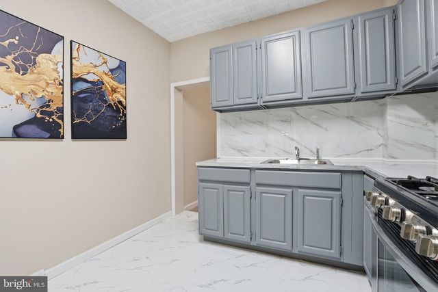 3315 H ST, Philadelphia, PA 19134