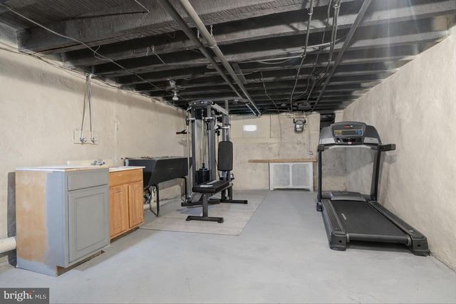 3315 H ST, Philadelphia, PA 19134