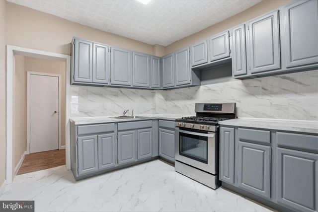 3315 H ST, Philadelphia, PA 19134