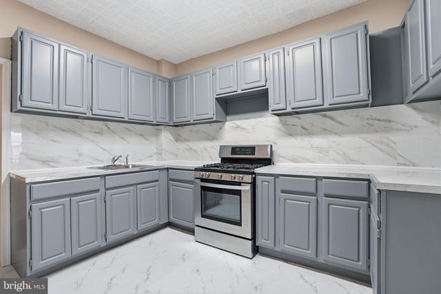 3315 H ST, Philadelphia, PA 19134