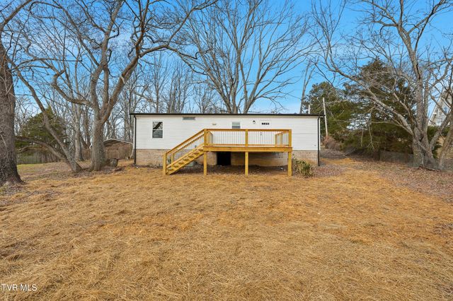 449 Bayhill Drive, Piney Flats, TN 37686