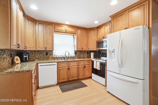 2611 WATER BLUFF Drive, Jacksonville, FL 32218