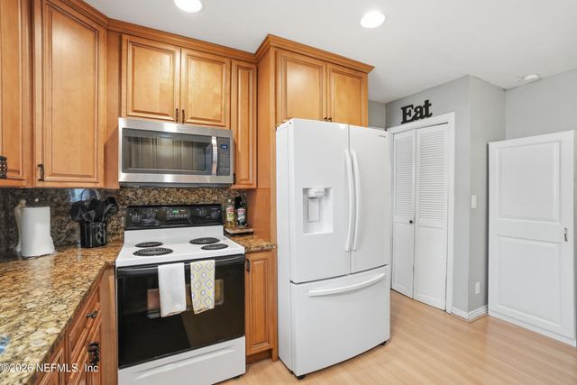 2611 WATER BLUFF Drive, Jacksonville, FL 32218