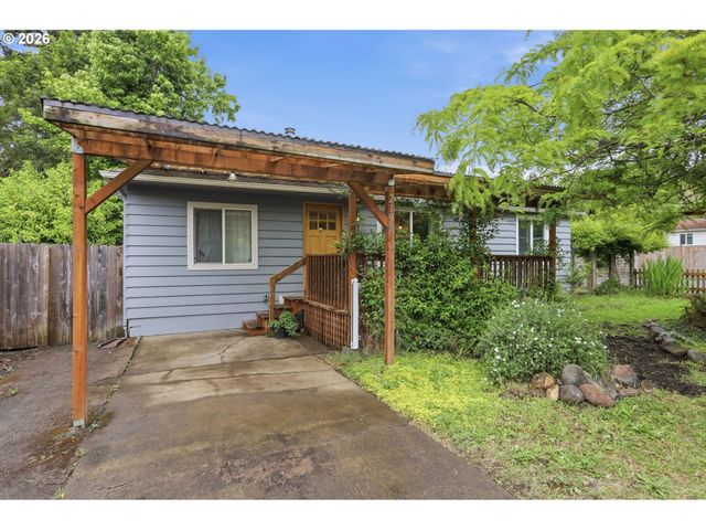 2199 CLEVELAND St, Eugene, OR 97405