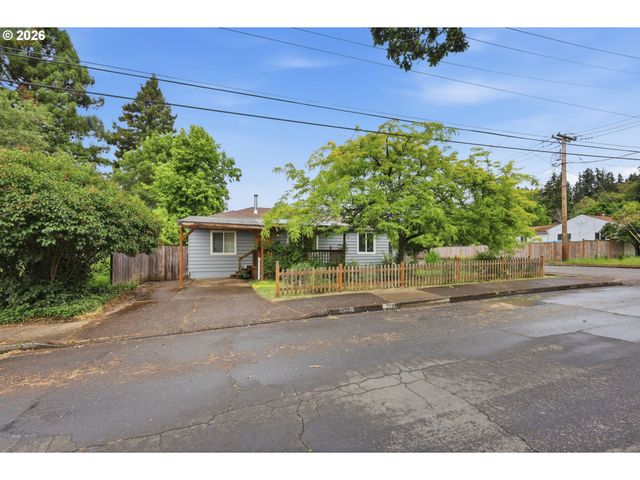 2199 CLEVELAND St, Eugene, OR 97405