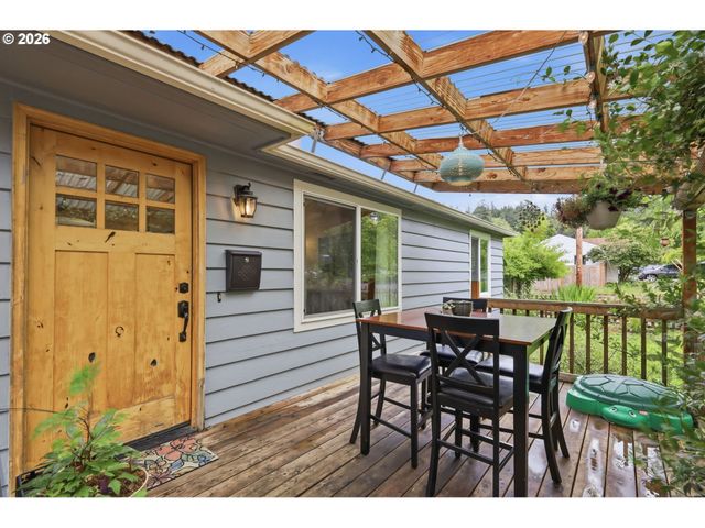 2199 CLEVELAND St, Eugene, OR 97405