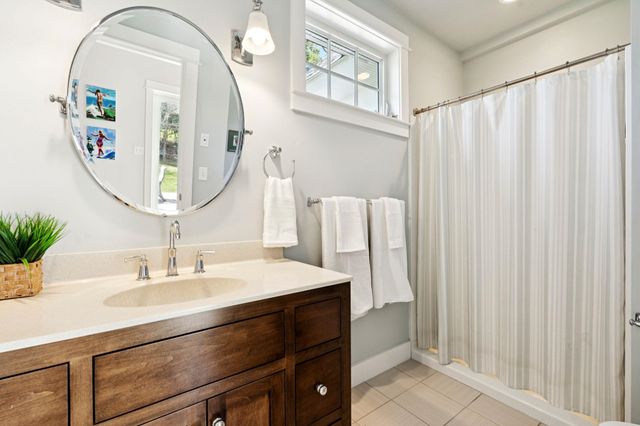 32 Niblick Lane, Greenland, NH 03840