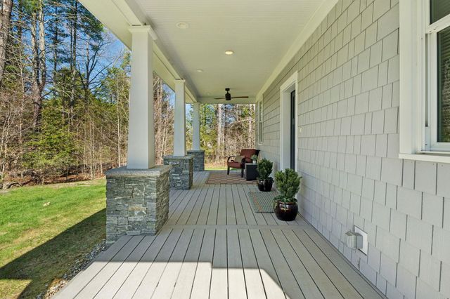 32 Niblick Lane, Greenland, NH 03840