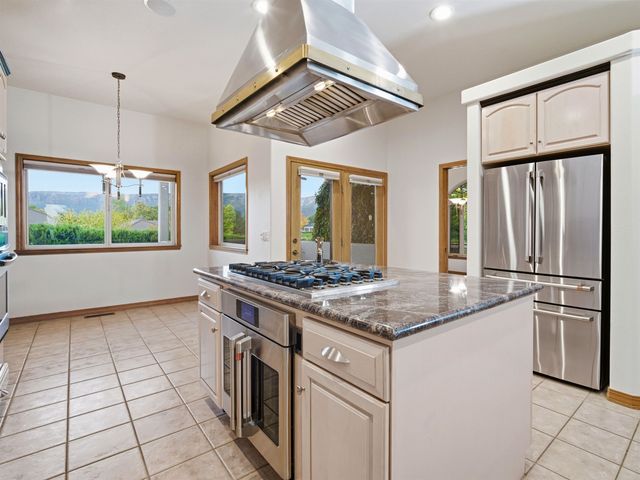 710 Washington Court, Grand Junction, CO 81507