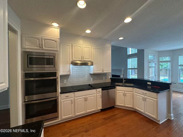 1024 NEPTUNE Lane, Neptune Beach, FL 32266