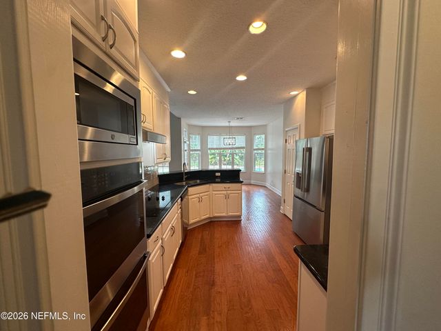 1024 NEPTUNE Lane, Neptune Beach, FL 32266