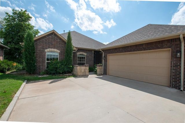 12037 Ashford Drive, Yukon, OK 73099
