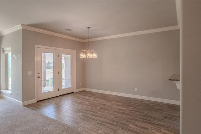 12037 Ashford Drive, Yukon, OK 73099