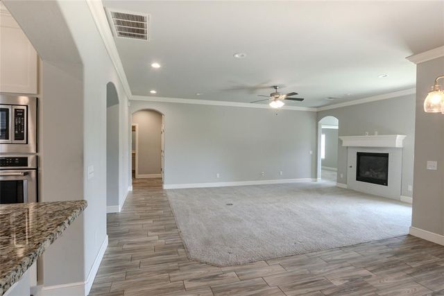 12037 Ashford Drive, Yukon, OK 73099