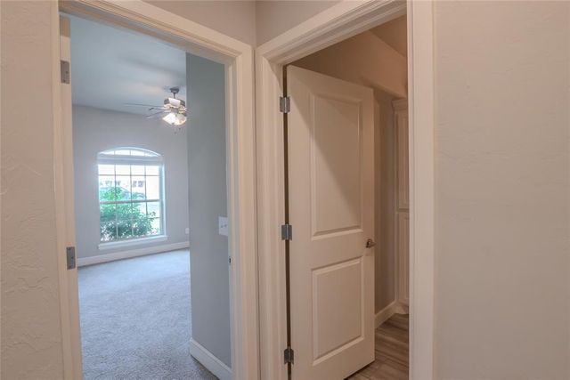 12037 Ashford Drive, Yukon, OK 73099