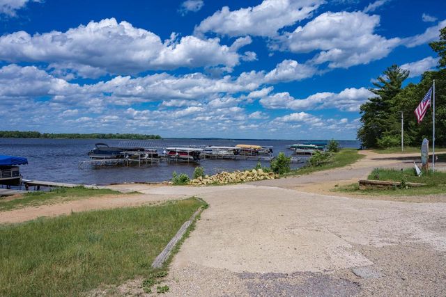 5 Deer Run, Mauston, WI 53848