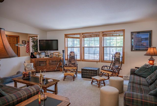 5 Deer Run, Mauston, WI 53848