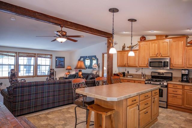 5 Deer Run, Mauston, WI 53848