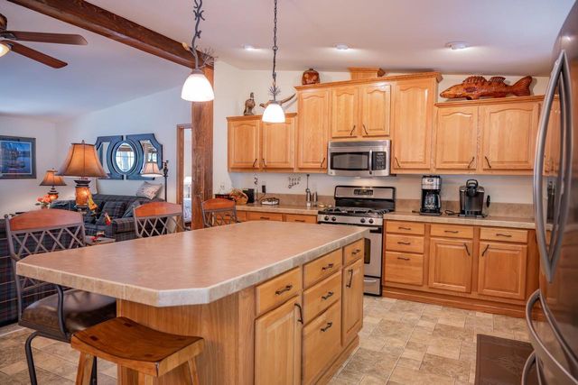 5 Deer Run, Mauston, WI 53848