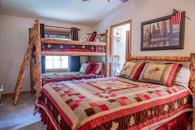 5 Deer Run, Mauston, WI 53848