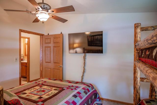 5 Deer Run, Mauston, WI 53848