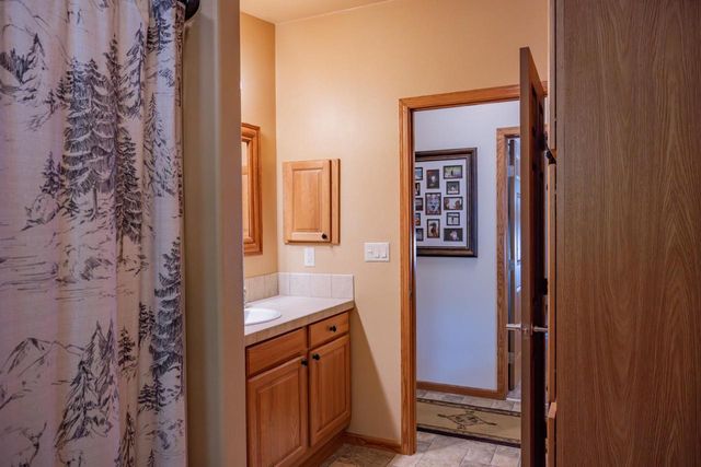 5 Deer Run, Mauston, WI 53848