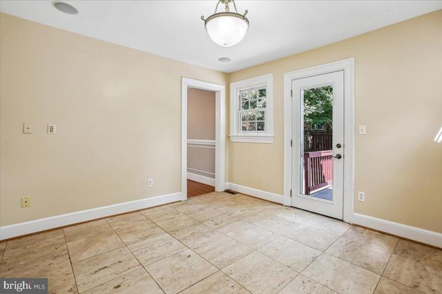 2703 13TH ST S, Arlington, VA 22204