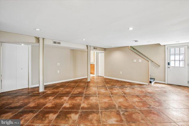 2703 13TH ST S, Arlington, VA 22204