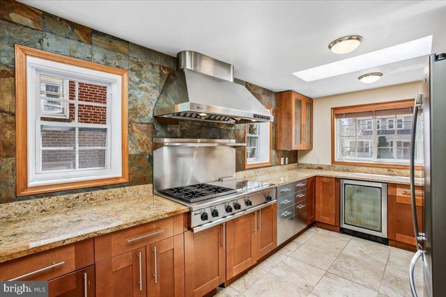 2703 13TH ST S, Arlington, VA 22204