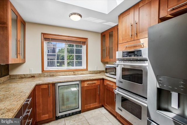 2703 13TH ST S, Arlington, VA 22204