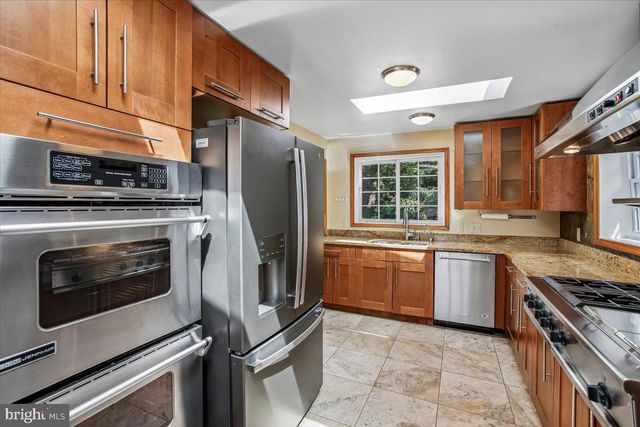2703 13TH ST S, Arlington, VA 22204