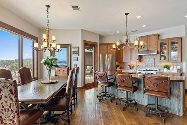 2217 Seabiscuit CV 113, Spicewood, TX 78669