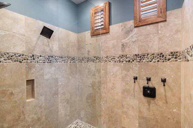 2217 Seabiscuit CV 113, Spicewood, TX 78669