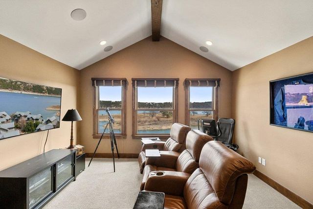 2217 Seabiscuit CV 113, Spicewood, TX 78669