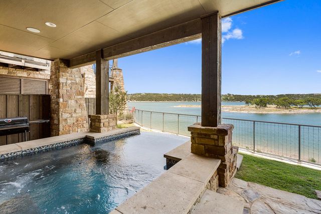 2217 Seabiscuit CV 113, Spicewood, TX 78669