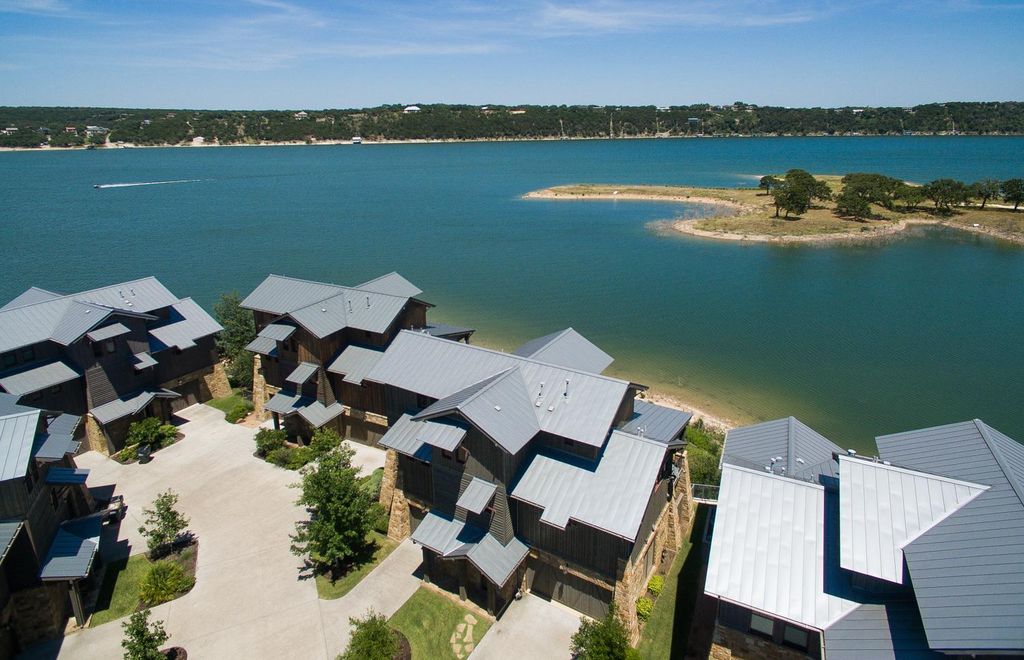 2217 Seabiscuit CV 113, Spicewood, TX 78669