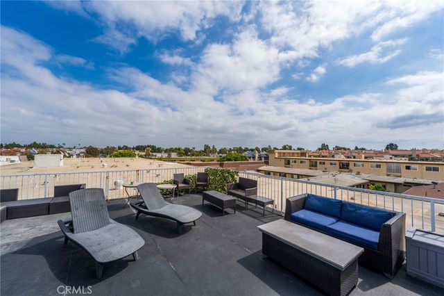 8710 Delgany 3, Playa Del Rey, CA 90293