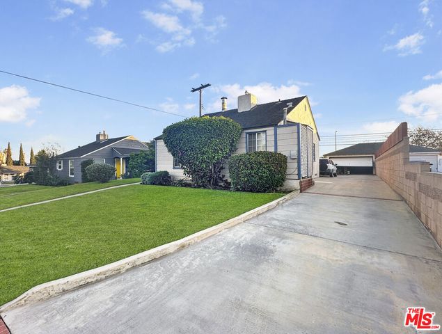 5962 W 85th Place, Los Angeles, CA 90045