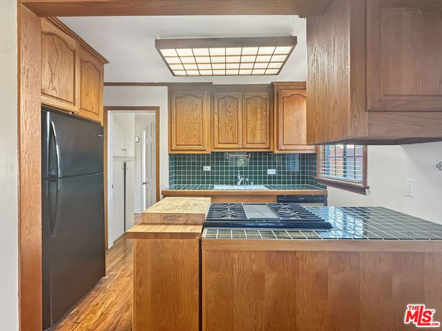 5962 W 85th Place, Los Angeles, CA 90045